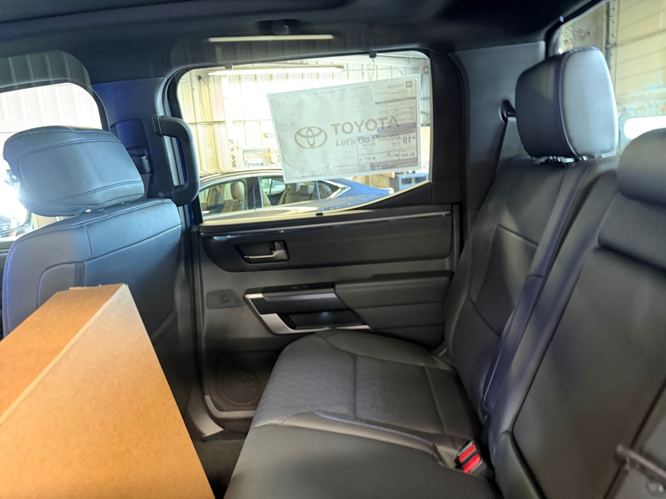 5TFNA5DB0TX415875 2026 Toyota Tundra Platinum CrewMax 5.5' Bed