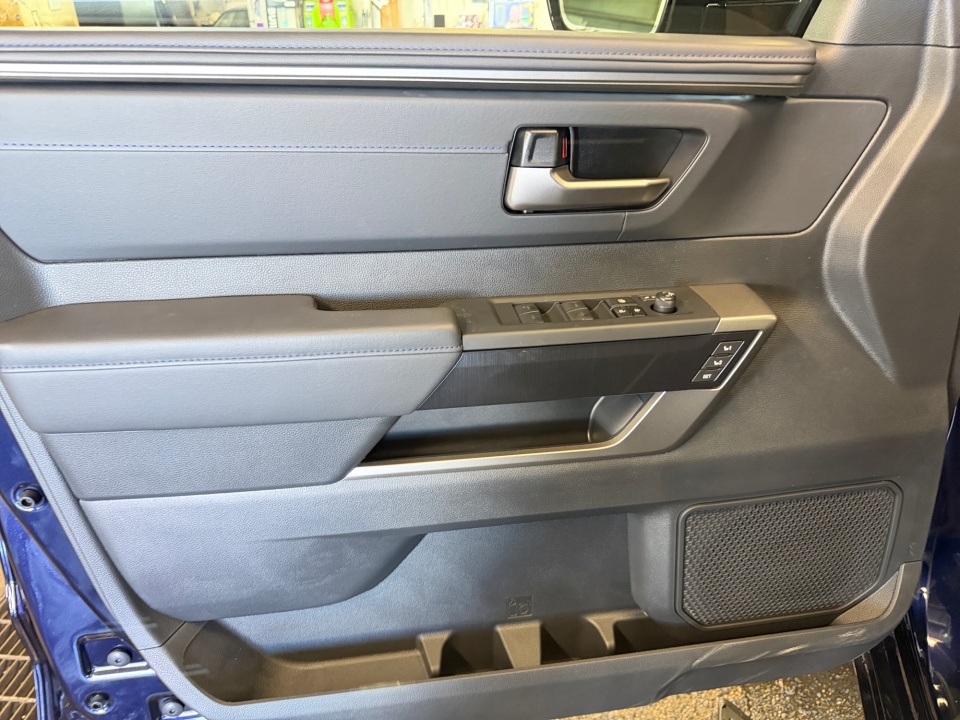5TFNA5DB0TX415875 2026 Toyota Tundra Platinum CrewMax 5.5' Bed