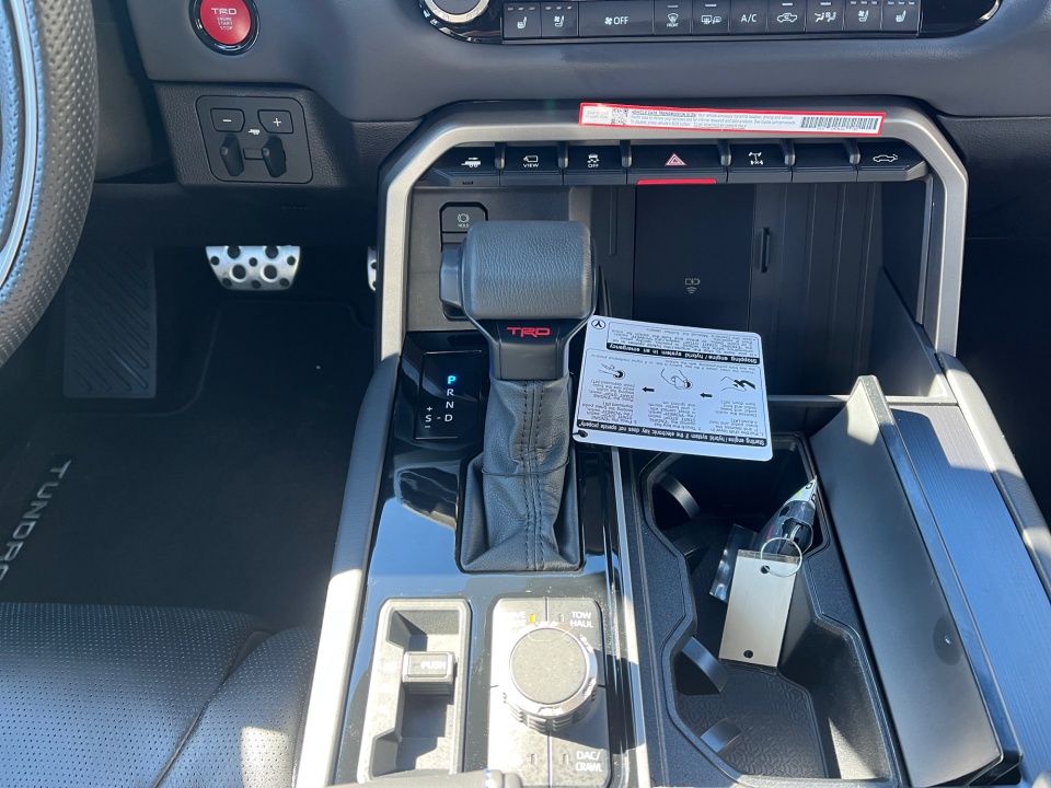 5TFWA5DB8TX384587 2026 Toyota Tundra Platinum CrewMax 5.5' Bed