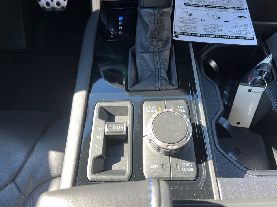 5TFWA5DB8TX384587 2026 Toyota Tundra Platinum CrewMax 5.5' Bed