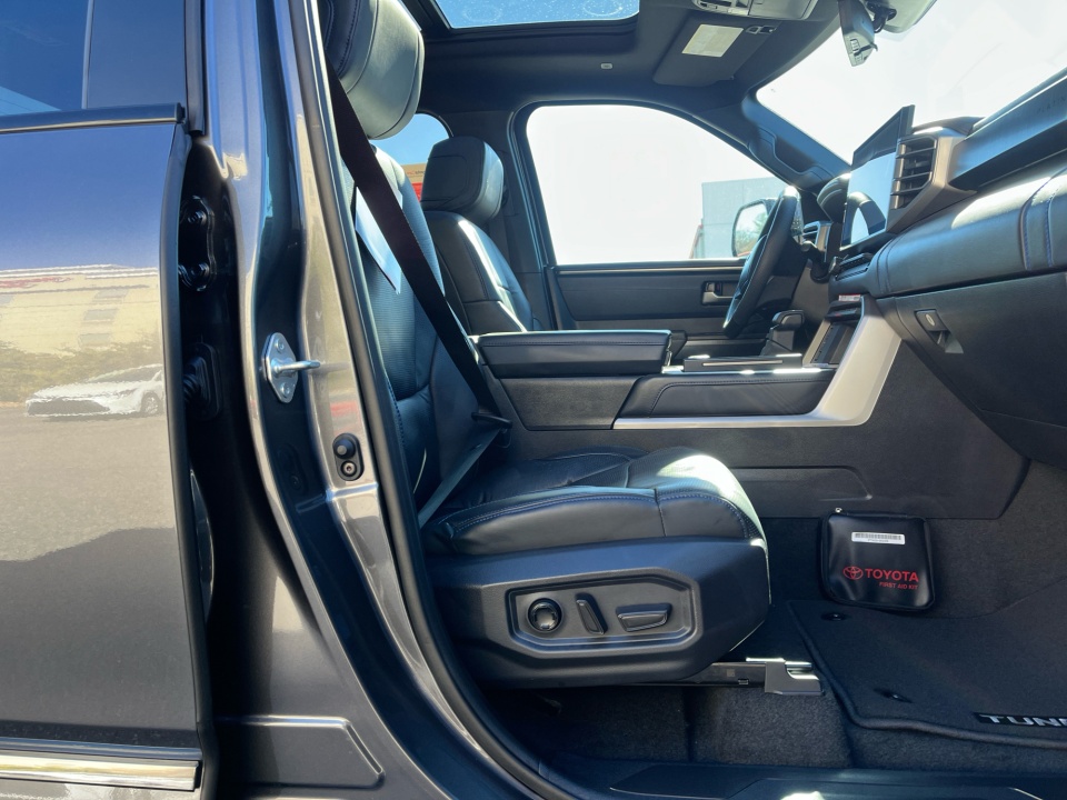 5TFWA5DB8TX384587 2026 Toyota Tundra Platinum CrewMax 5.5' Bed