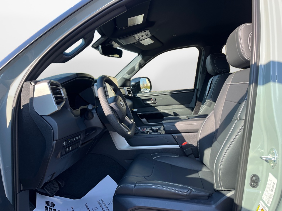 5TFWA5DB9TX386607 2026 Toyota Tundra Limited CrewMax 5.5' Bed