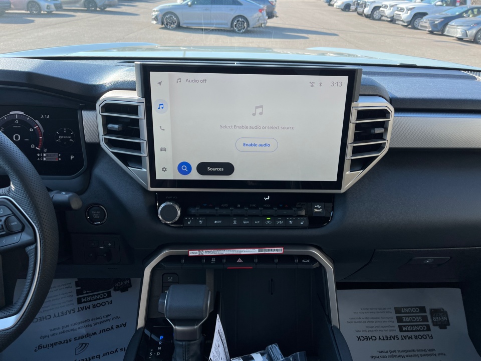 5TFWA5DB9TX386607 2026 Toyota Tundra Limited CrewMax 5.5' Bed