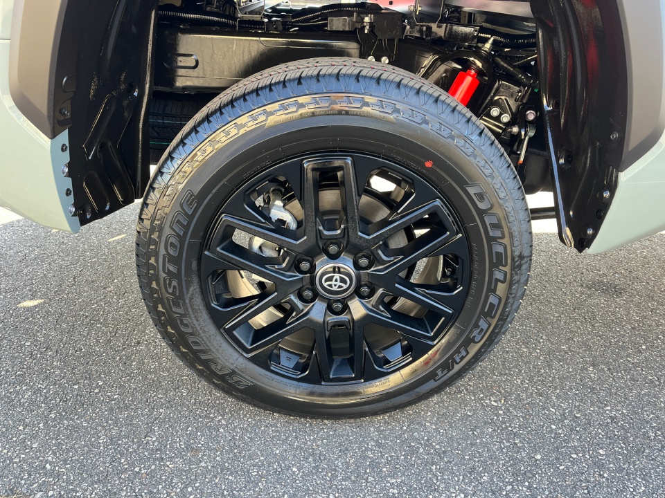 5TFWA5DB9TX386607 2026 Toyota Tundra Limited CrewMax 5.5' Bed