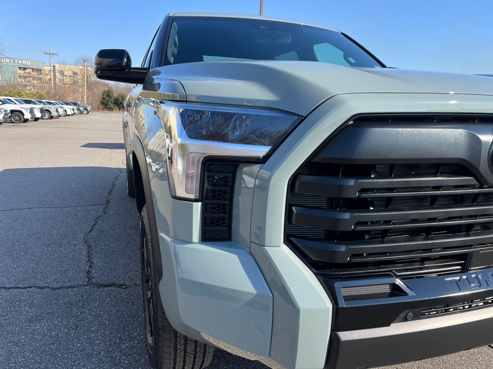 5TFWA5DB9TX386607 2026 Toyota Tundra Limited CrewMax 5.5' Bed