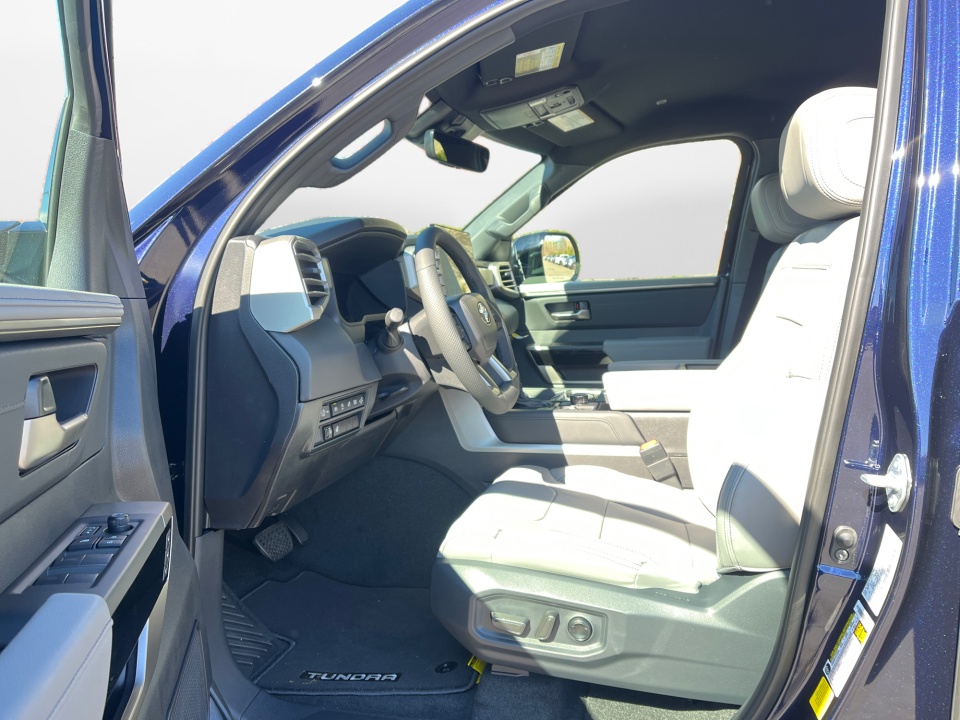 5TFWA5DB9TX389748 2026 Toyota Tundra Limited CrewMax 5.5' Bed