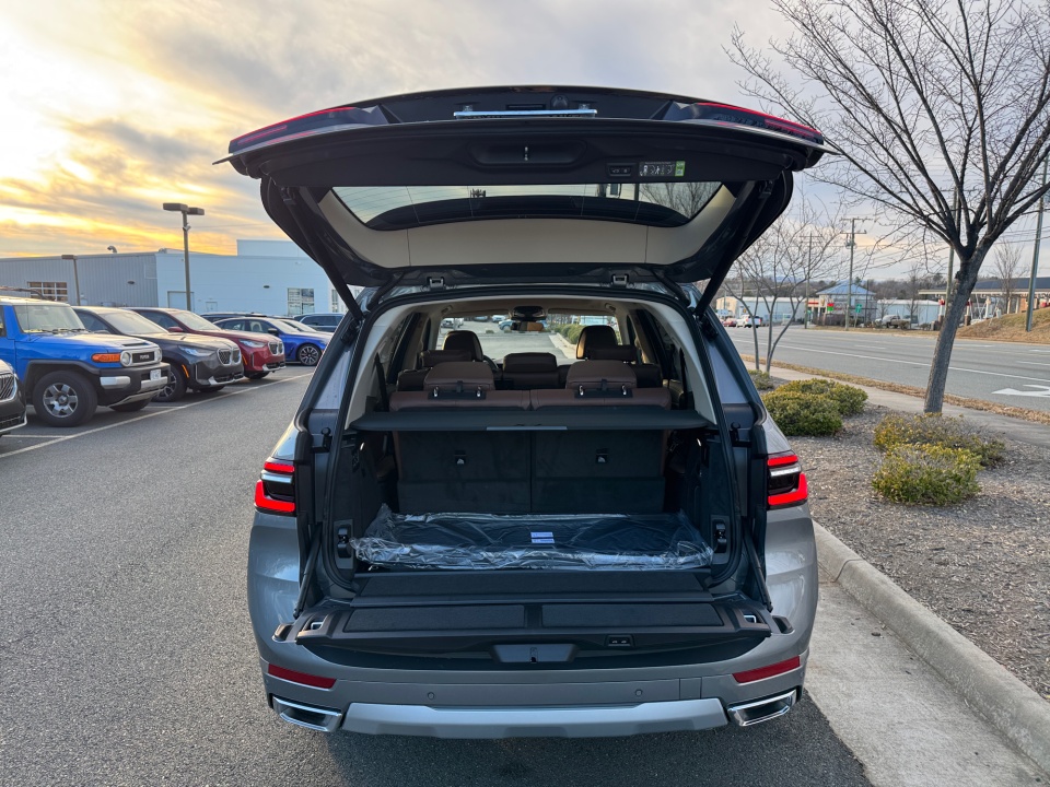 5UX23EM00T9293209 2026 BMW X7 xDrive40i