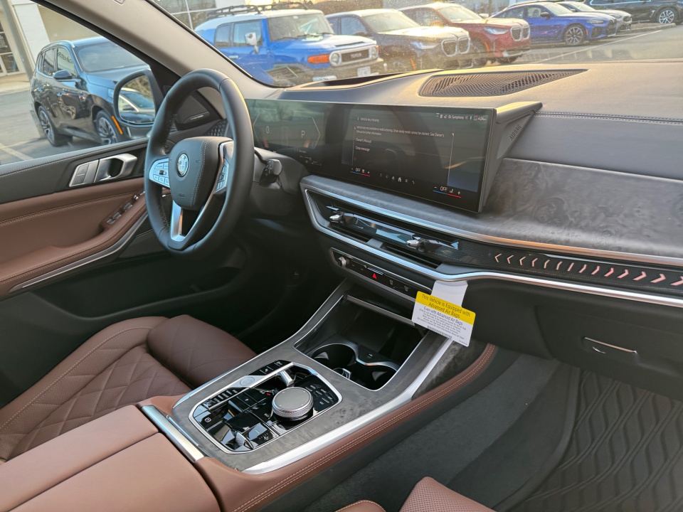 5UX23EM00T9293209 2026 BMW X7 xDrive40i