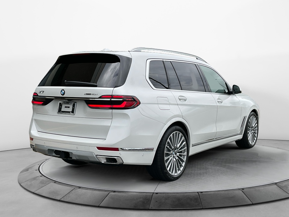 5UX23EM00V9480243 2027 BMW X7 xDrive40i