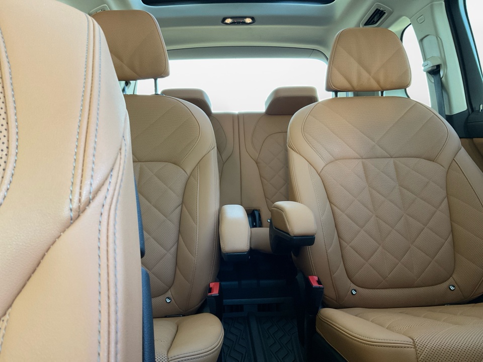 Used 2024 BMW X7 SUV