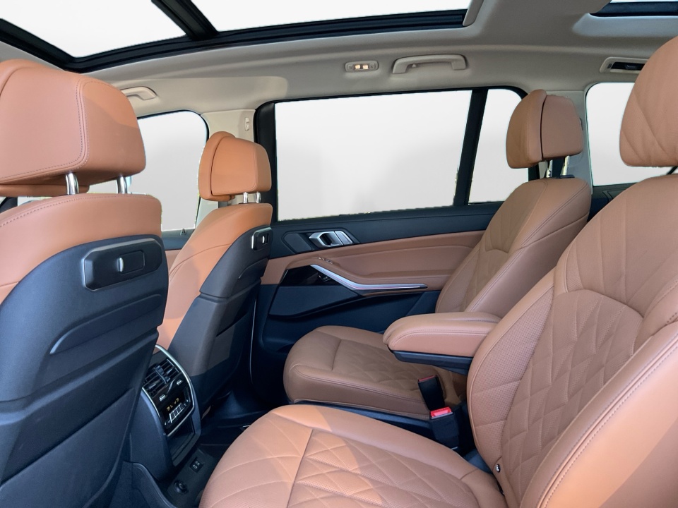 Used 2024 BMW X7 SUV