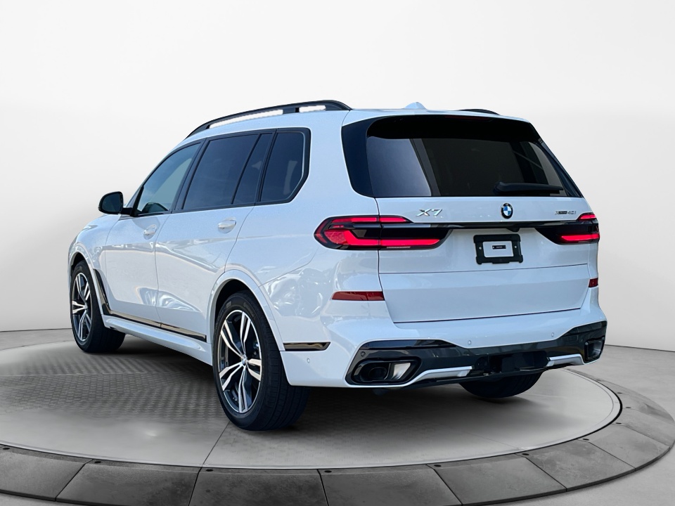 5UX23EM07T9206342 2026 BMW X7 xDrive40i