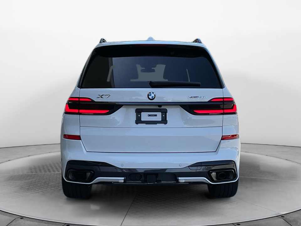 5UX23EM07T9206342 2026 BMW X7 xDrive40i