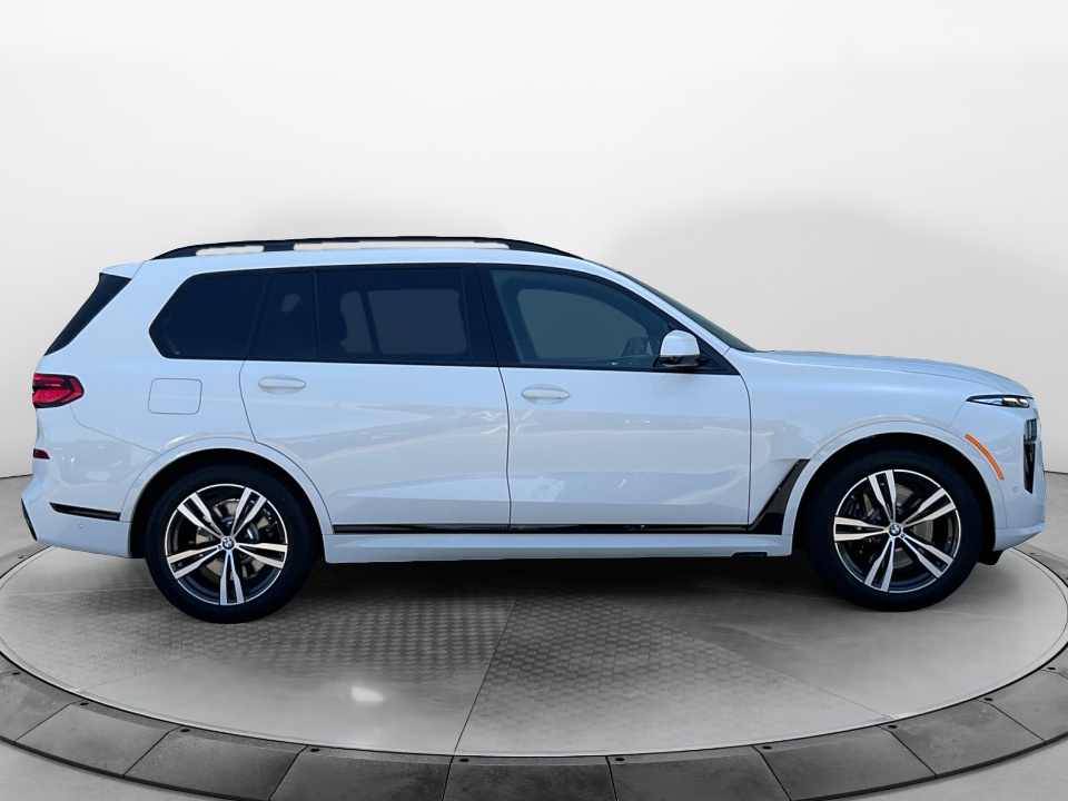 5UX23EM07T9206342 2026 BMW X7 xDrive40i