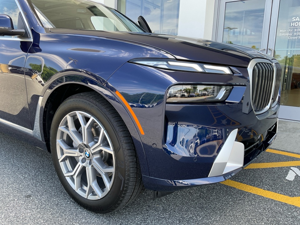 5UX23EM07T9206616 2026 BMW X7 xDrive40i