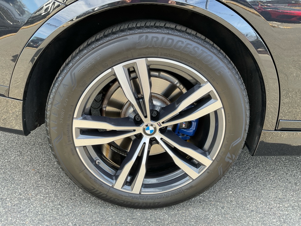 5UX23EM08P9S04086 2023 BMW X7 xDrive40i