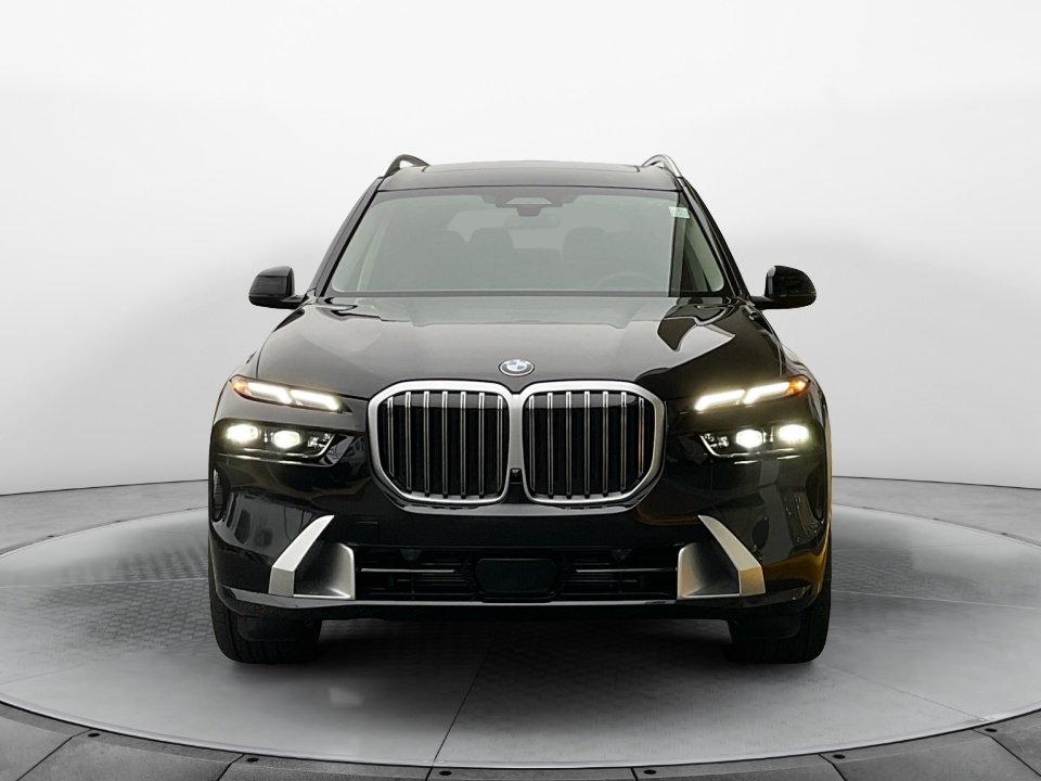 5UX23EM09T9325879 2026 BMW X7 xDrive40i
