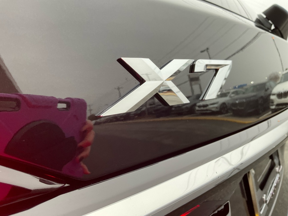 5UX23EM09T9325879 2026 BMW X7 xDrive40i