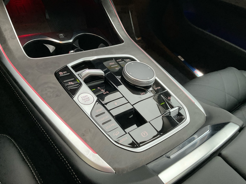 5UX23EM09T9325879 2026 BMW X7 xDrive40i