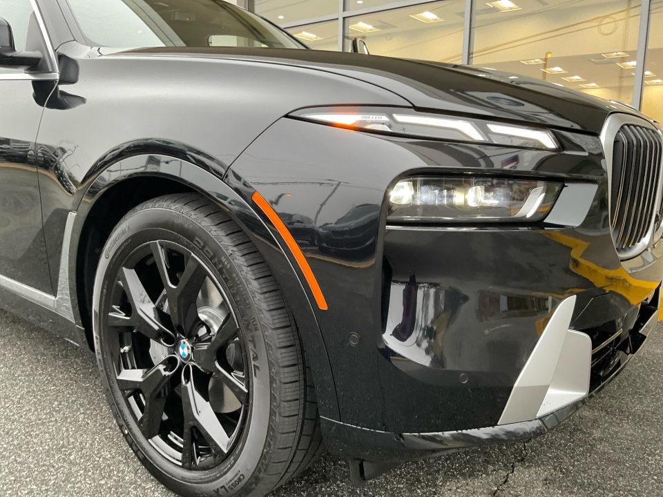 5UX23EM09T9325879 2026 BMW X7 xDrive40i