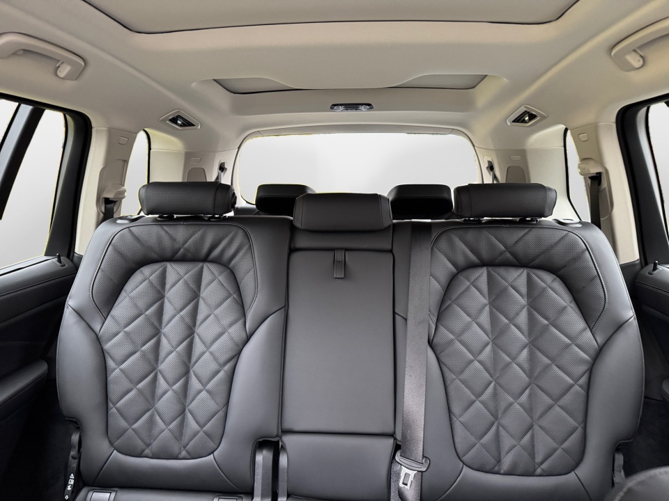 5UX23EM0XT9246169 2026 BMW X7 xDrive40i