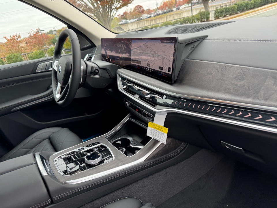 5UX23EM0XT9246169 2026 BMW X7 xDrive40i