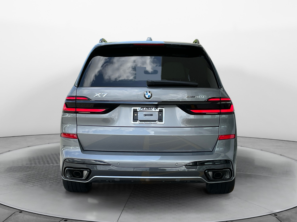 5UX23EM0XV9473669 2027 BMW X7 xDrive40i