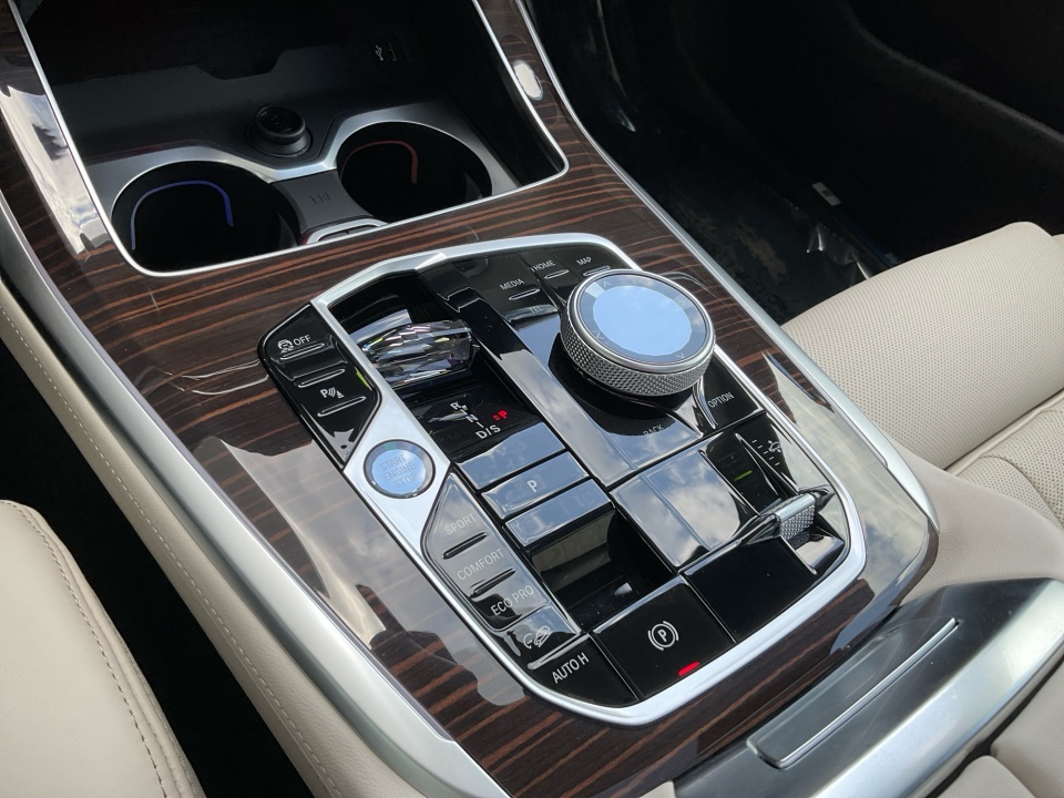 5UX23EM0XV9473669 2027 BMW X7 xDrive40i