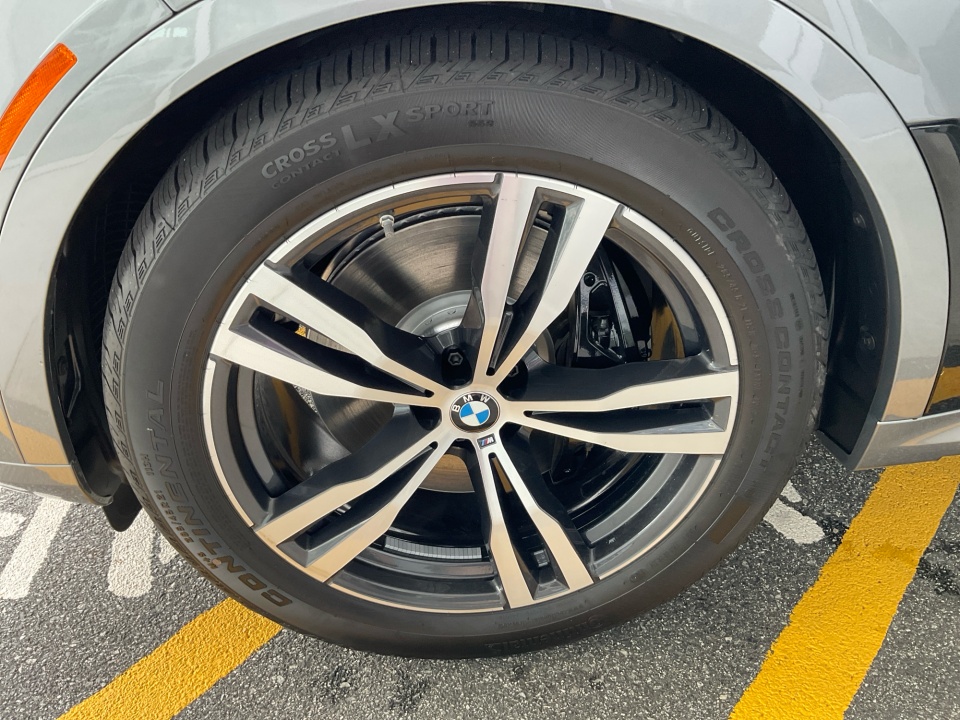 5UX23EM0XV9473669 2027 BMW X7 xDrive40i