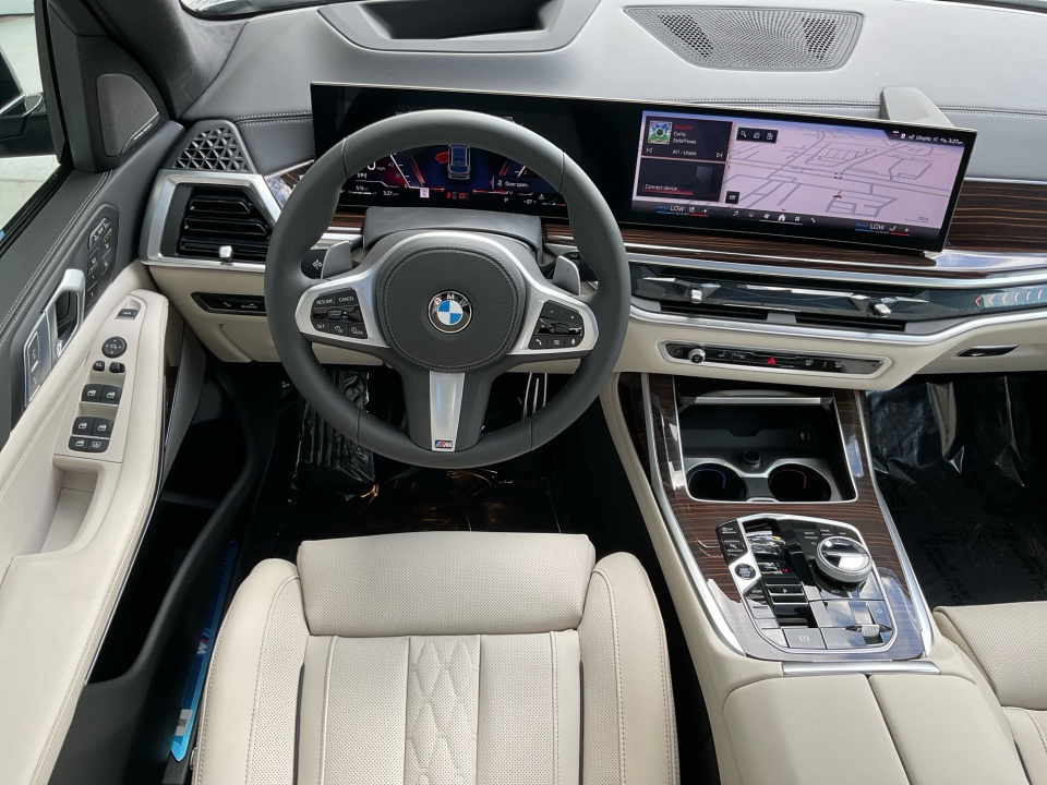 5UX23EM0XV9473669 2027 BMW X7 xDrive40i