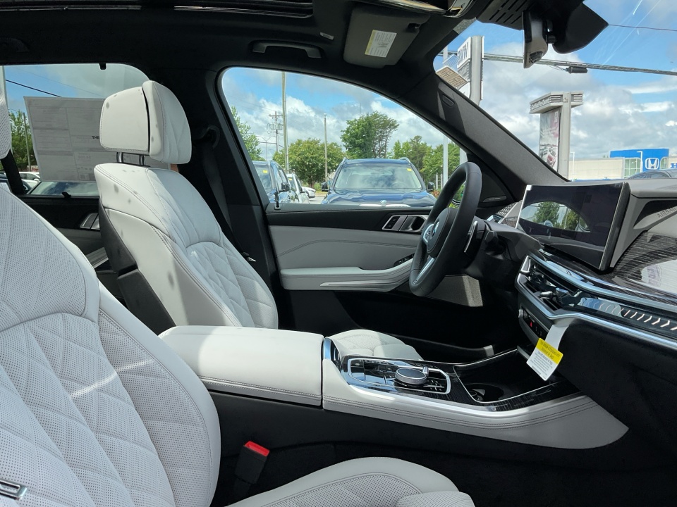 5UX23EU00T9509852 2026 BMW X5 xDrive40i