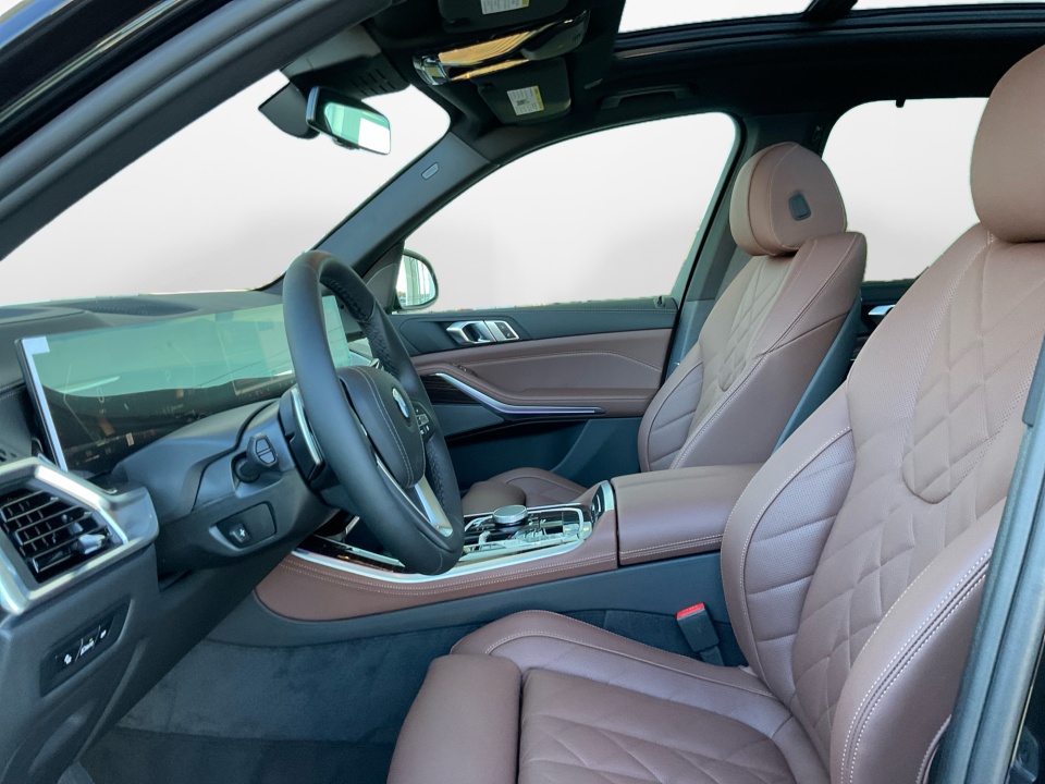 5UX23EU01T9317484 2026 BMW X5 xDrive40i