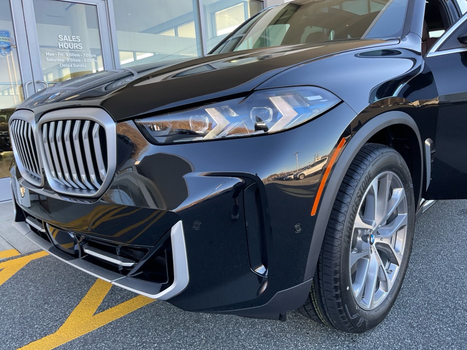 5UX23EU01T9317484 2026 BMW X5 xDrive40i