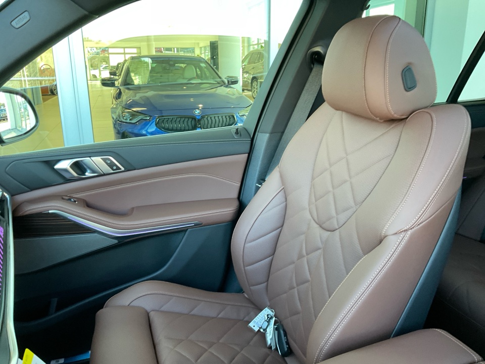 5UX23EU01T9317484 2026 BMW X5 xDrive40i