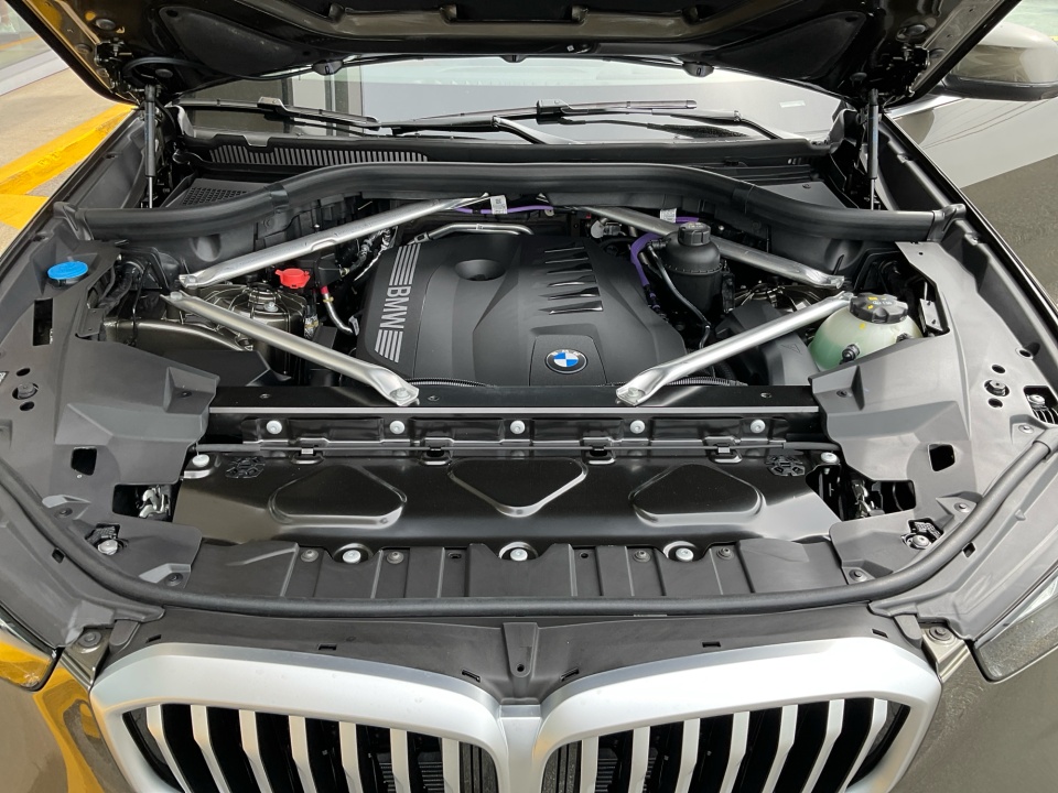5UX23EU01T9450908 2026 BMW X5 xDrive40i
