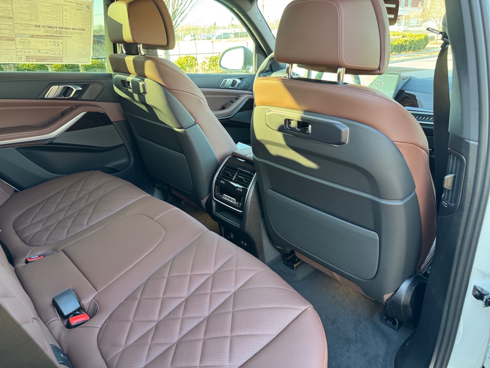 5UX23EU02T9318787 2026 BMW X5 xDrive40i