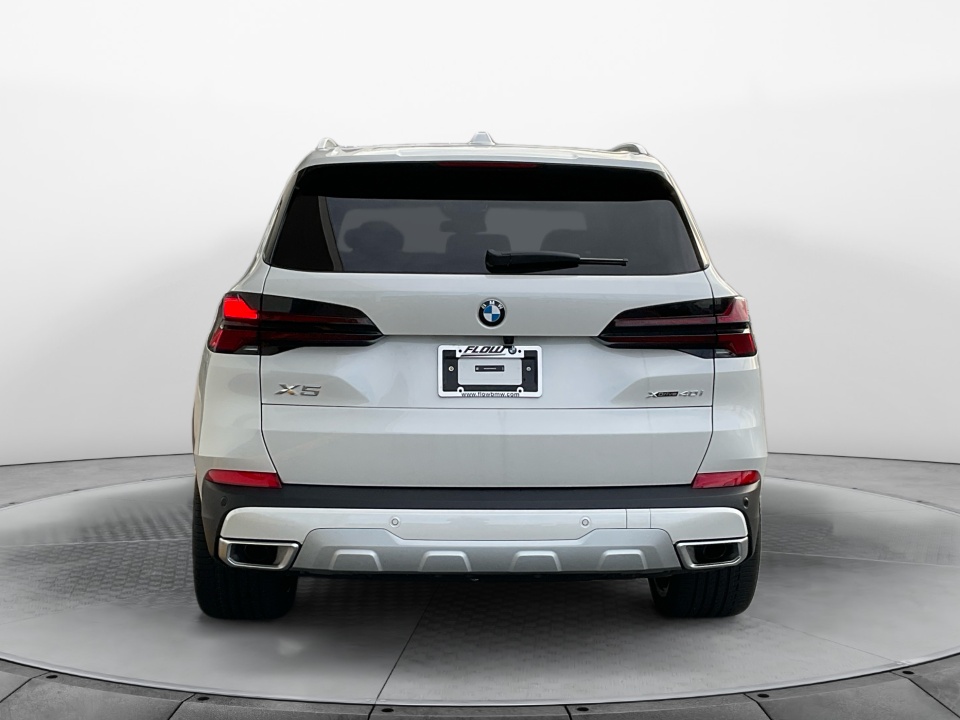 5UX23EU02T9320135 2026 BMW X5 xDrive40i
