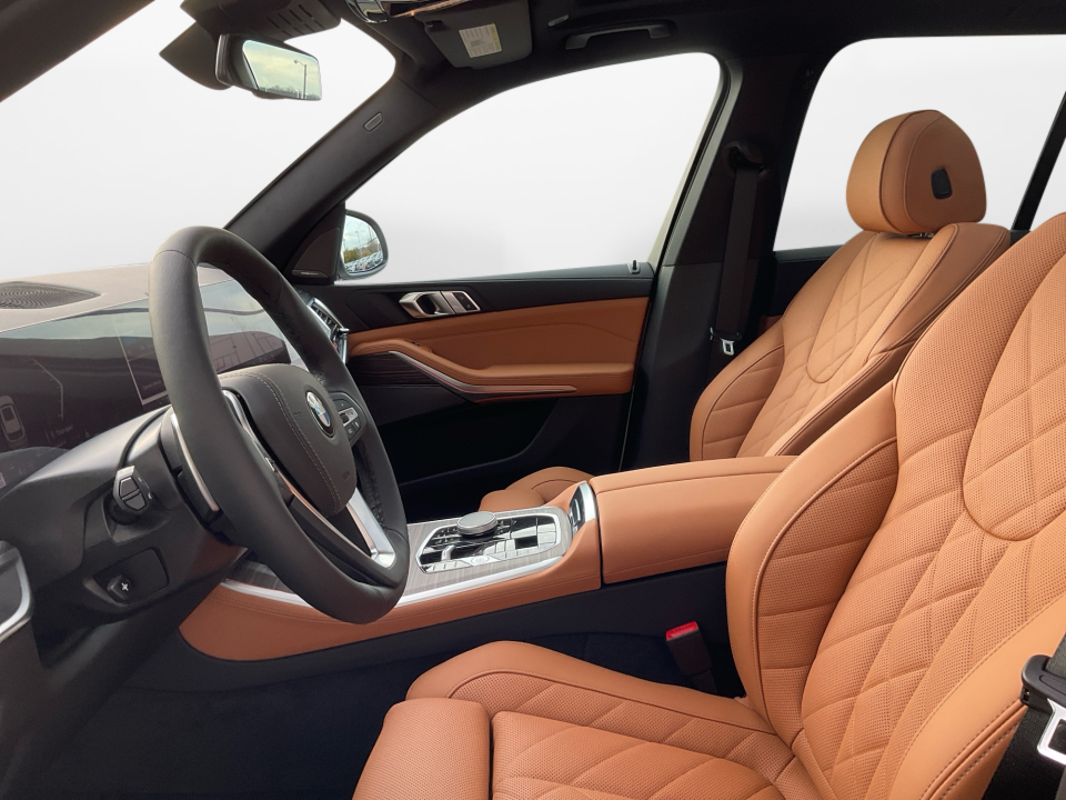 5UX23EU02T9320135 2026 BMW X5 xDrive40i