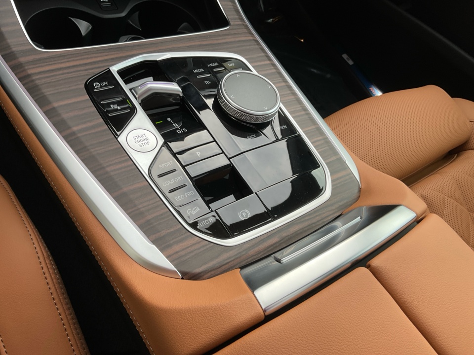 5UX23EU02T9320135 2026 BMW X5 xDrive40i