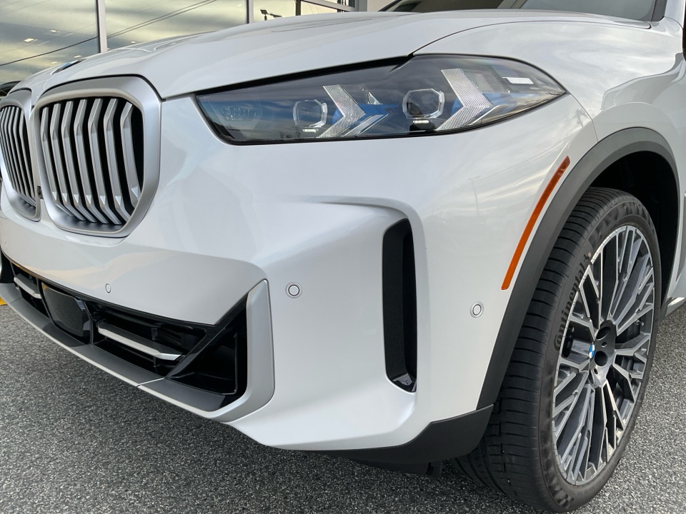 5UX23EU02T9320135 2026 BMW X5 xDrive40i