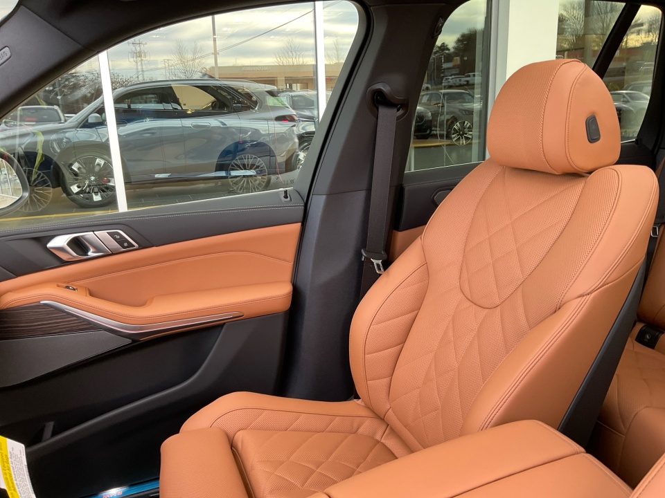 5UX23EU02T9320135 2026 BMW X5 xDrive40i