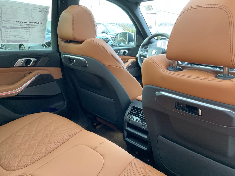 5UX23EU02T9320135 2026 BMW X5 xDrive40i