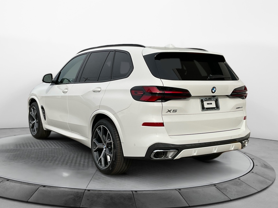 5UX23EU02T9337095 2026 BMW X5 xDrive40i