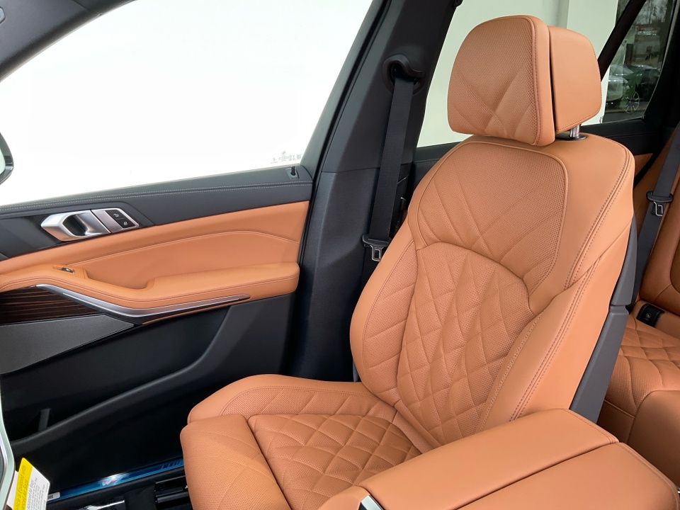 5UX23EU02T9337095 2026 BMW X5 xDrive40i