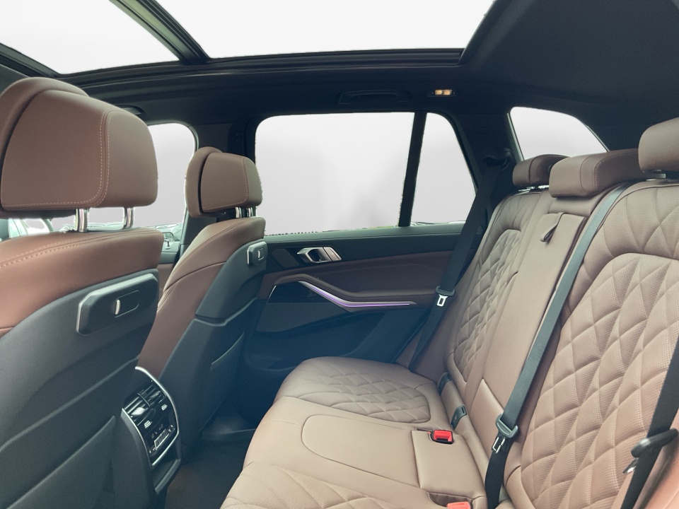 5UX23EU03T9397855 2026 BMW X5 xDrive40i