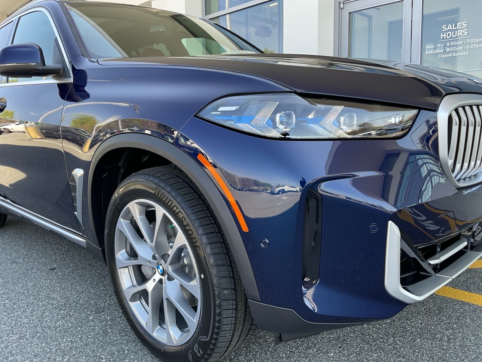 5UX23EU03T9417683 2026 BMW X5 xDrive40i