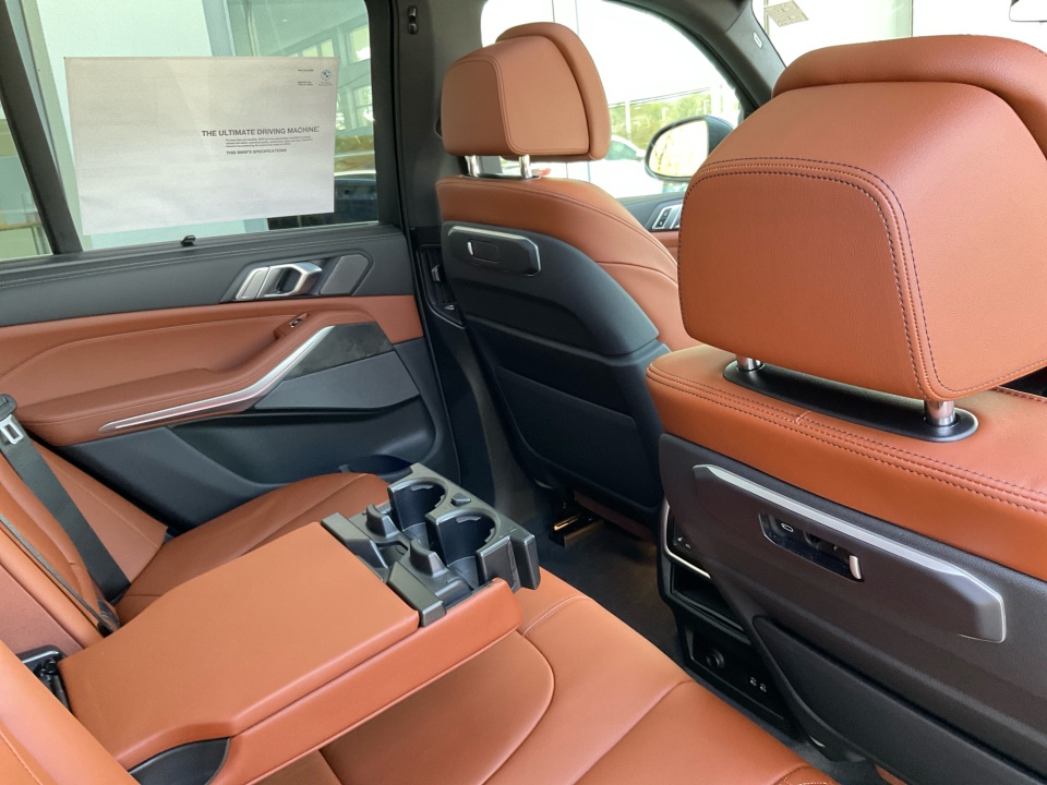 5UX23EU03T9417683 2026 BMW X5 xDrive40i