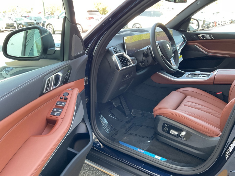 5UX23EU03T9417683 2026 BMW X5 xDrive40i