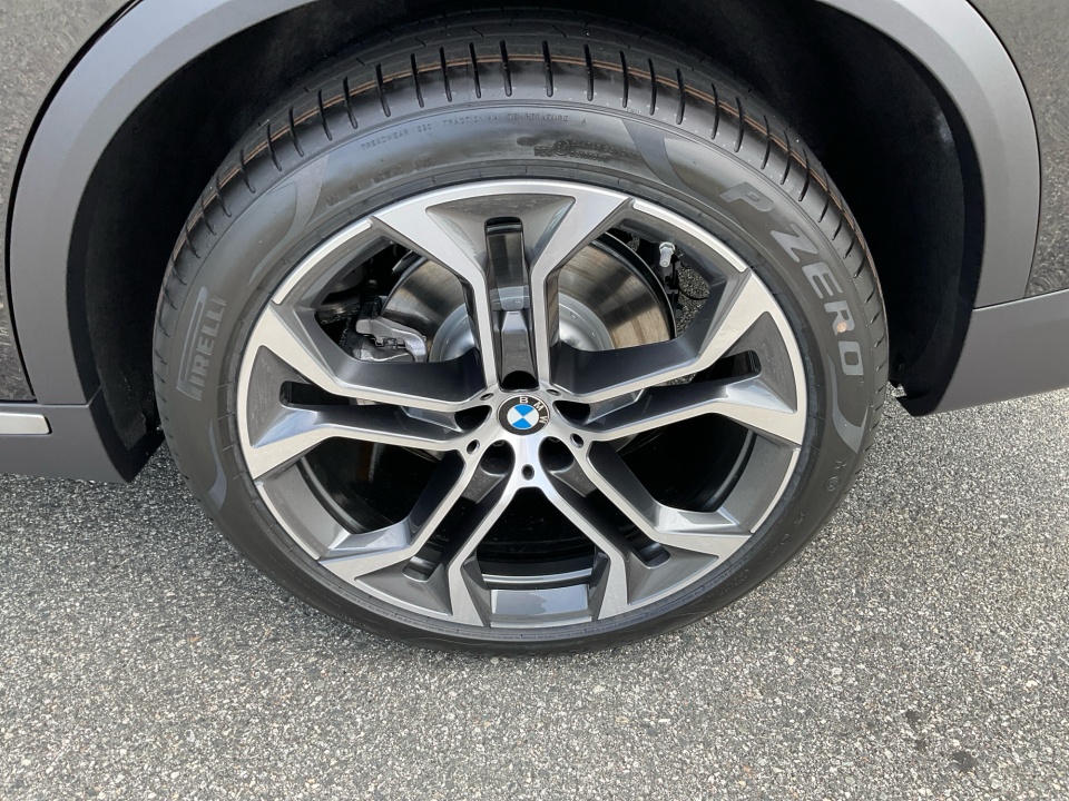 5UX23EU03T9509876 2026 BMW X5 xDrive40i
