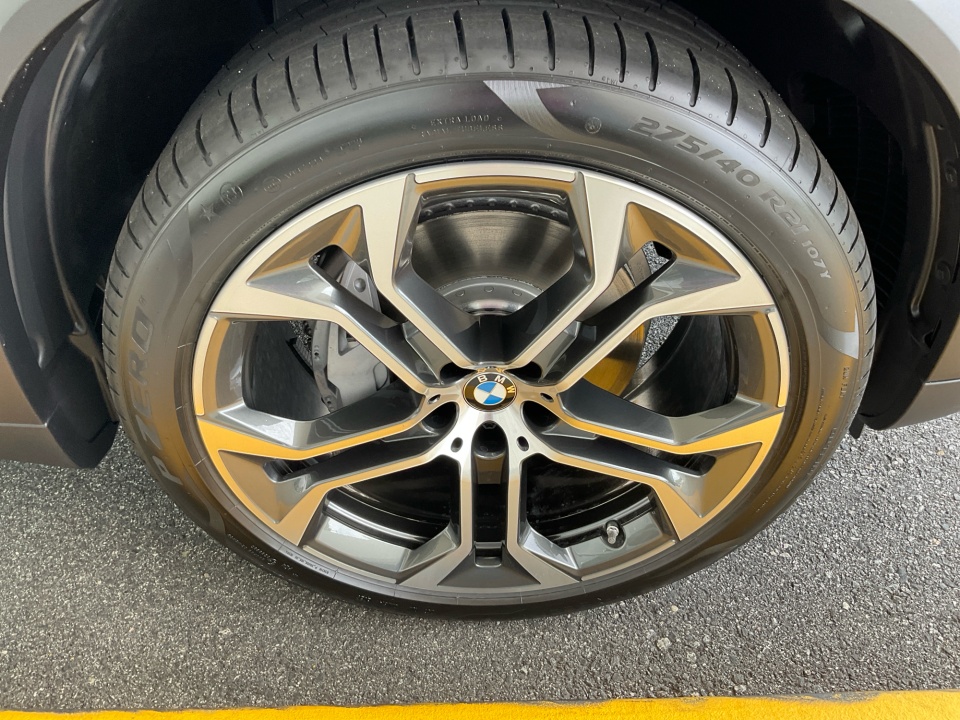 5UX23EU03T9509876 2026 BMW X5 xDrive40i